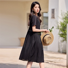 现货2024新款夏季新款时尚简约气质减龄休闲连衣裙，女装连衣裙，深水步