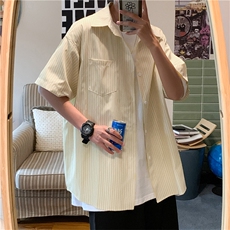 黄色