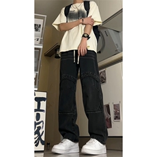 黑色