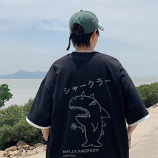 黑色