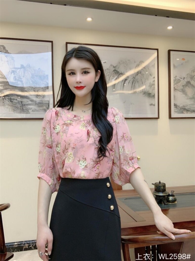 2022夏季新品短袖女装时尚大方气质高雅花色小衫，其它，婉伦