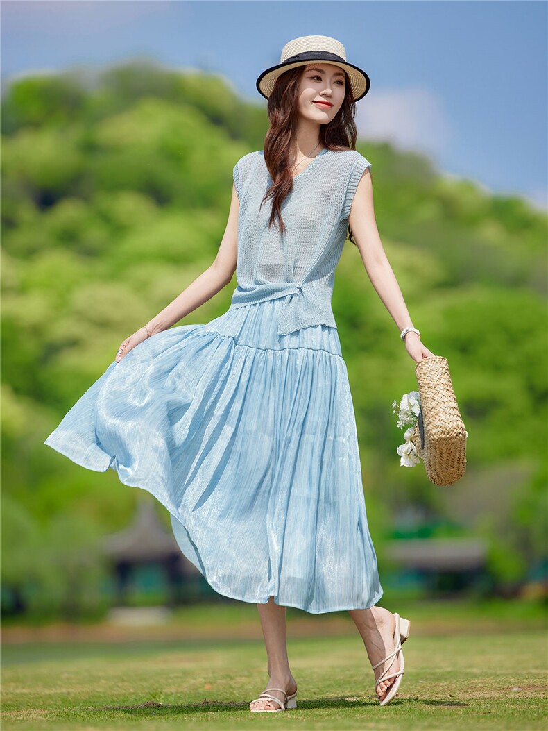 现货2026年夏季休闲风圆领毛衣抗皱修身型微弹女套头上衣两件套,女装套装/套裙,靓衣阁