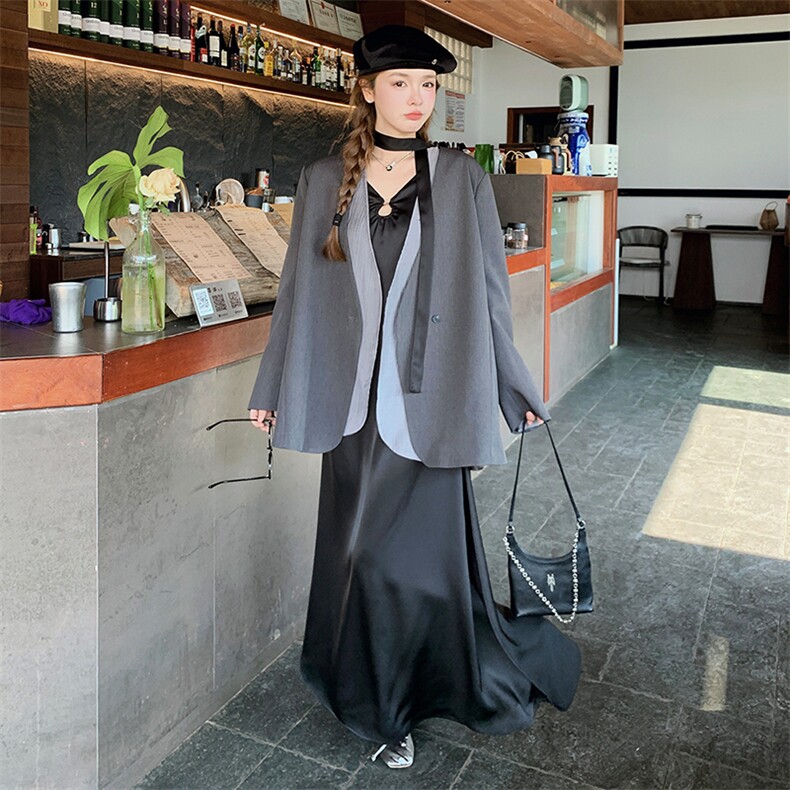 高级感叠穿西装套装裙女2025春季新款优雅气质吊带连衣裙三件套潮图片