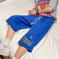 蓝色