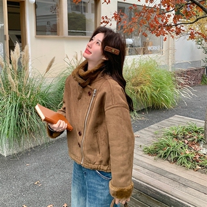 新款颗粒绒皮草外套女短款加厚麂皮绒保暖夹克羊羔毛大衣冬季图片