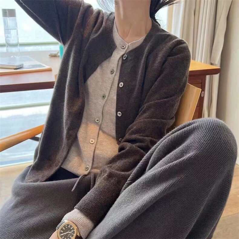 假两件100%纯羊毛开衫女圆领拼色针织毛衣外套宽松羊绒外搭上衣,针织衫/毛衣,端硕羊绒