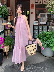 现货.现货新款法式度假风挂脖连衣裙2246-P160-K245图片