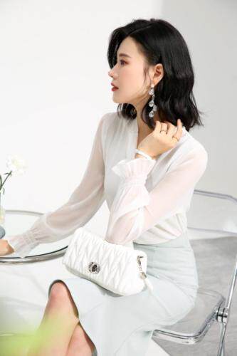 2021春季新品衬衫，女装衬衫，秋子丰色(3F)