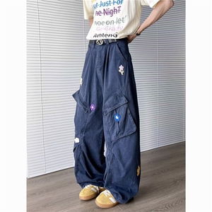 军绿色花朵刺绣弯刀工装牛仔裤女夏季高腰宽松显瘦梧桐阔腿长裤子图片