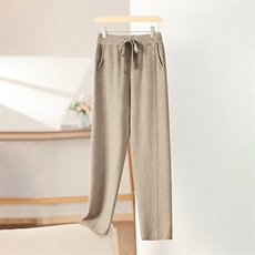 2025年秋季长裤带兜中缝小脚裤时尚百搭通勤简约休闲，女装休闲裤，松航羊绒