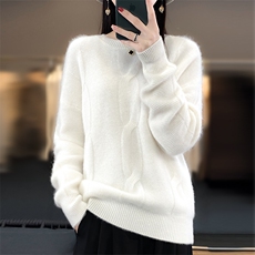 奶白色