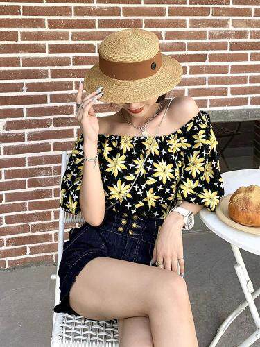 新款韩花面料，女装，欧妮卡蒂蔓