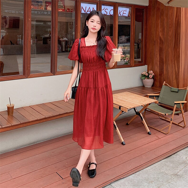 现货方领连衣裙女2024年新款气质温温柔收腰连衣裙,女装连衣裙,辉之琳