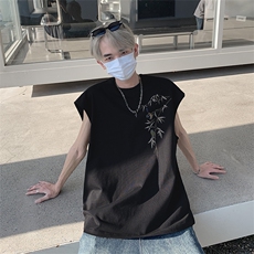 黑色