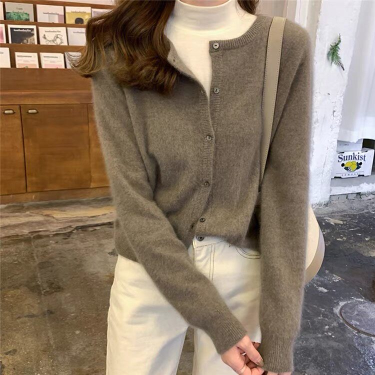 纯山开衫秋冬新款毛衣女短款圆领羊毛衫超火cec外套针织,女装羊毛衫,千御纺羊绒