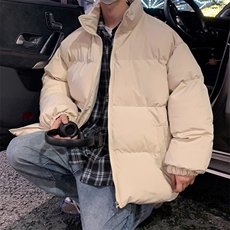 米白色