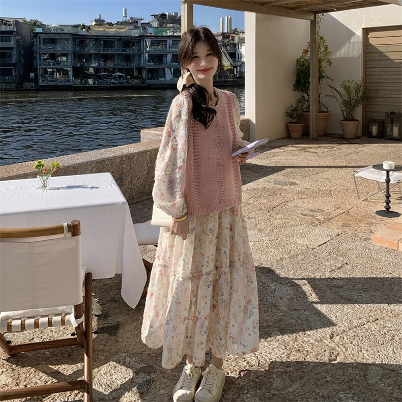！26新品碎花连衣裙配针织马甲二件套M12-P215-K348,女装套装/套裙,2C305