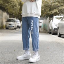蓝色