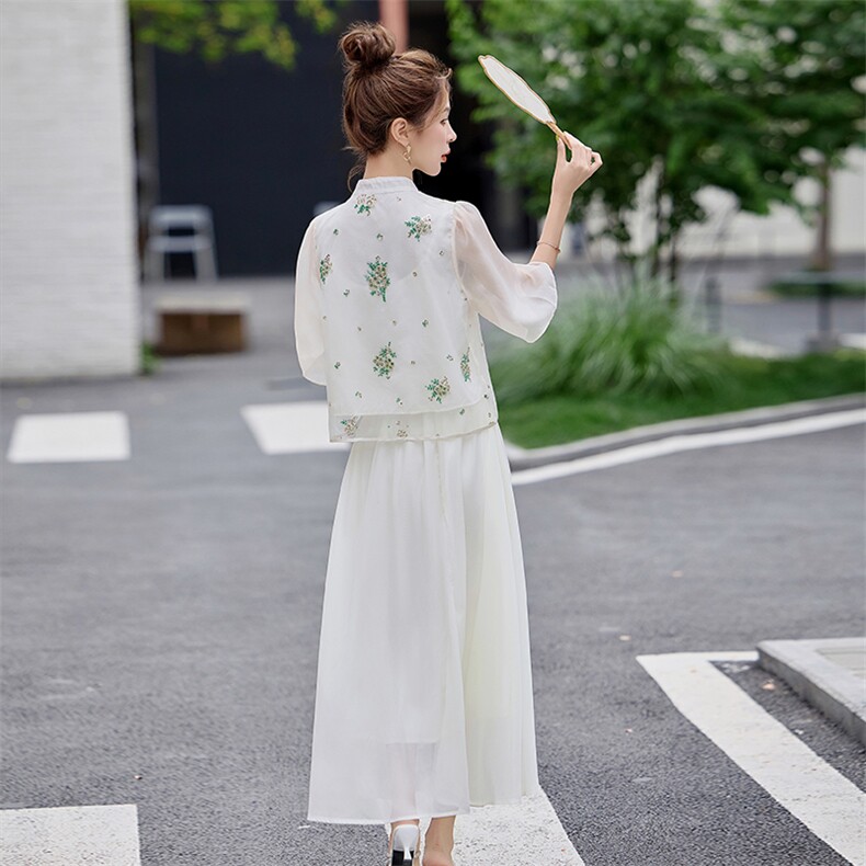 新中式轻国风套装女2025夏季新款高级感古典气质改良汉服两件套,女装套装/套裙,芷墨服饰