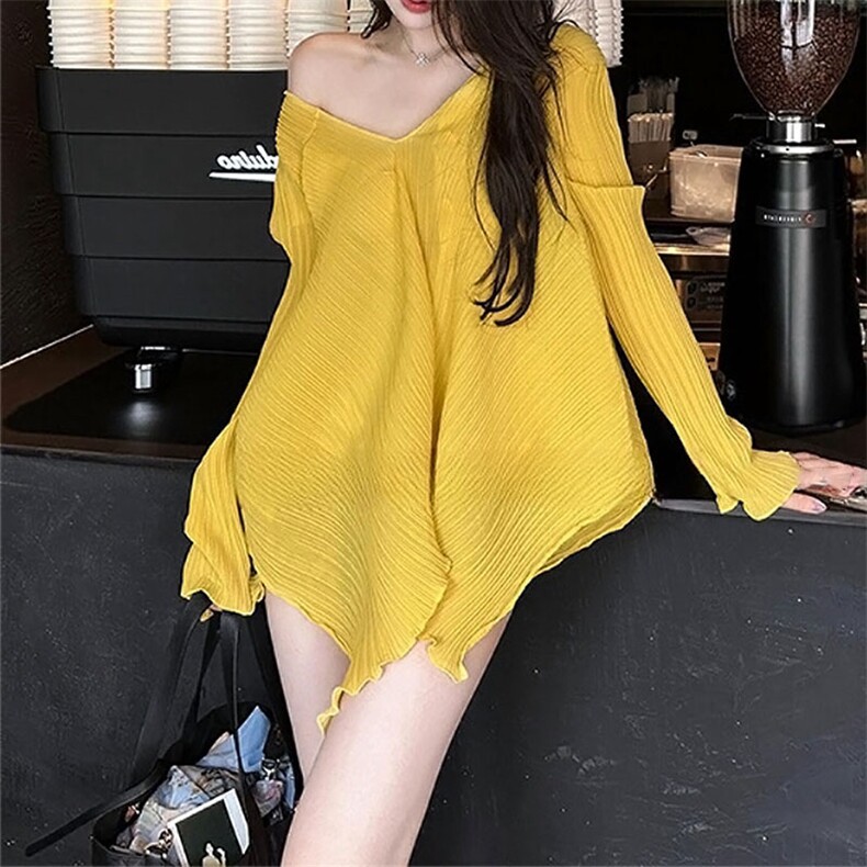 三宅风上衣女褶皱夏日韩系漂亮小上衣轻熟小众不撞款上衣罩衫，女装T恤，灵动羽绒服工厂