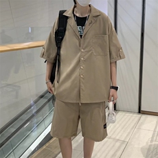 卡其色