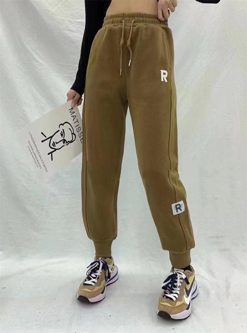 冬季新款加厚婴儿绒字母刺绣贴标宽松休闲卫裤，女装休闲裤，AT(2F)