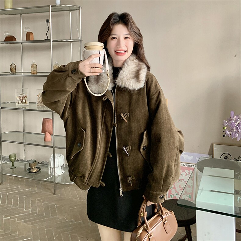 复古毛领派克羽绒服女冬短款小个子牛角扣加厚白鸭绒内胆毛呢外套,女装羽绒服,艾米莉亚