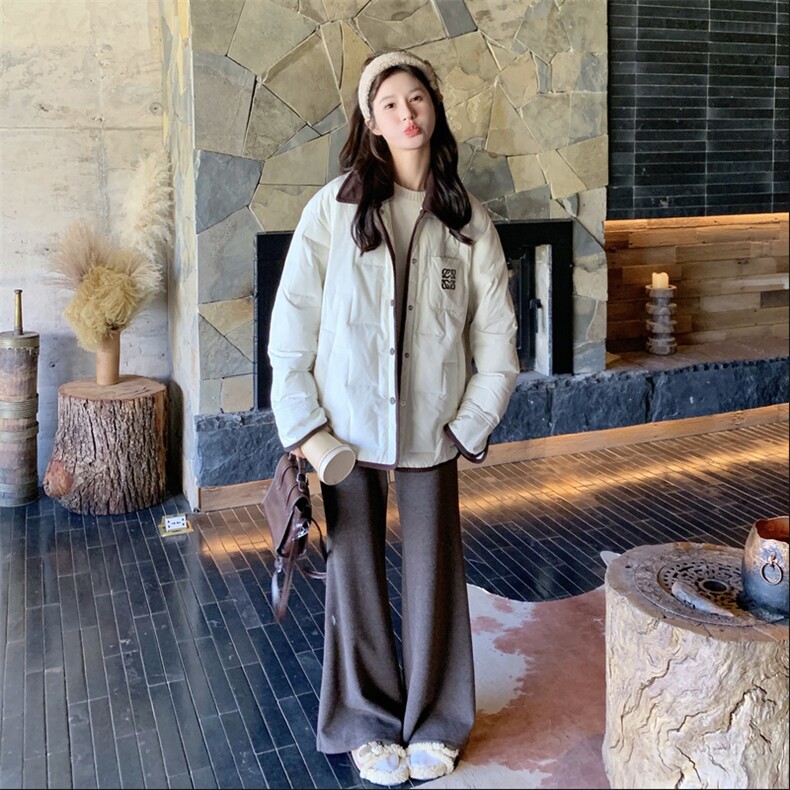 设计感保暖灯芯绒拼接羽绒服女2025年冬季新款减龄慵懒风流行外套,女装羽绒服,2C050