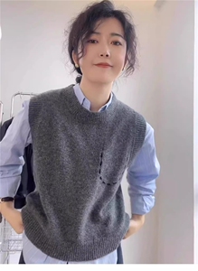 设计感小众圆领打底衫女宽松套头针织背心图片