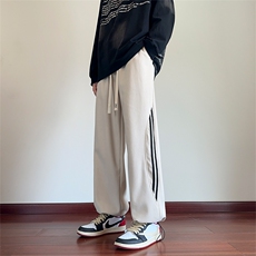 卡其色