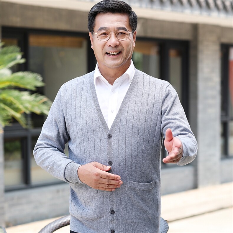 2024秋冬新款中老年男款V领纯色纽扣开衫,男装羊绒开衫,衣恋羊绒