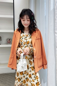 【现货】2021年秋季宽松显瘦西装 166-XZ02P90控148 杏色图片