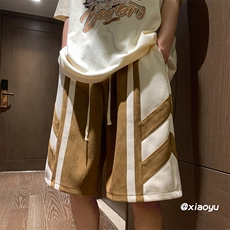 深棕色