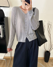 秋季新款纯色针织v领单排扣时尚百搭，女装针织衫/毛衣，臻纶羊绒