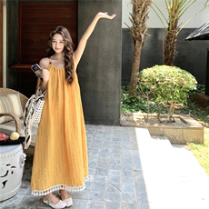 黄色海边度假风流苏吊带连衣裙女2025夏新款高级感宽松气质沙滩裙，女装连衣裙，2C201