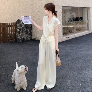 夏季2025淡人时尚阔腿裤两件套女高级感老钱风一整套穿搭马甲套装图片