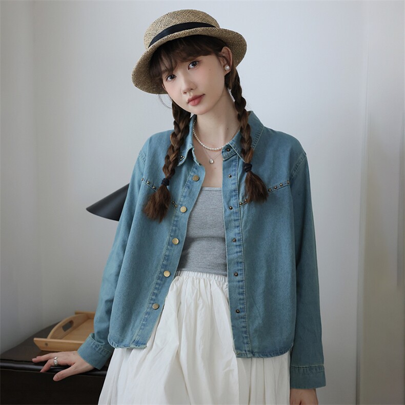 现货可推2024秋装新款气质水洗牛仔铆钉宽松休闲衬衫开衫女,女装牛仔外套,苗苗