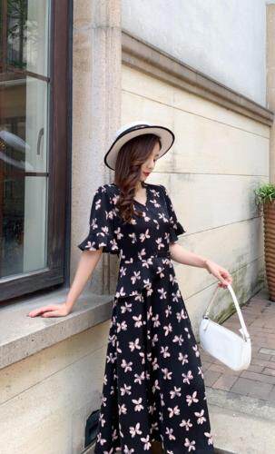 夏季新款连衣裙，女装连衣裙，艾伊贝雪