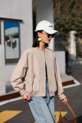 棒球服外套，其它，佳拉佳丝