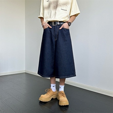 深蓝色
