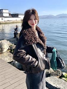美拉德巨好看蛋白皮衣羽绒服女2025冬季新款双子星高端高级外套图片