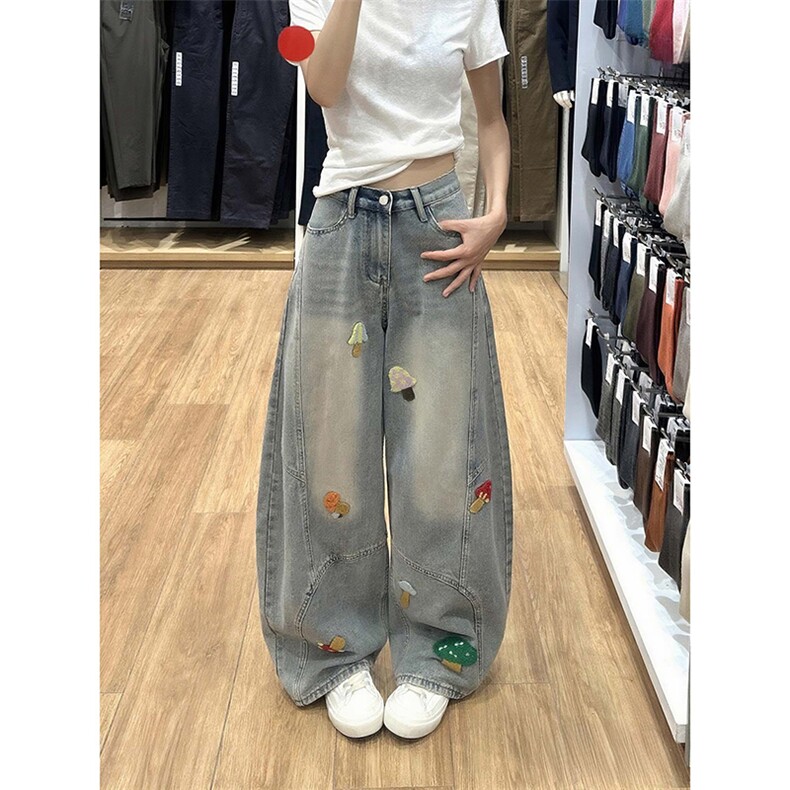 网图 A2386P55-美式复古弯刀阔腿牛仔裤男女卡通刺绣设计感裤子图片
