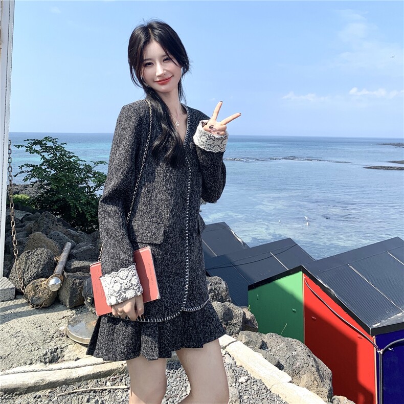 主推现货-2025年秋季新款减龄设计感小香风百褶两件套套装裙女,女装套装/套裙,霓裳依族
