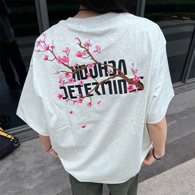 万针全刺绣工艺抖音得物高品质260克重磅纯棉双纱美式高街短袖T恤图片