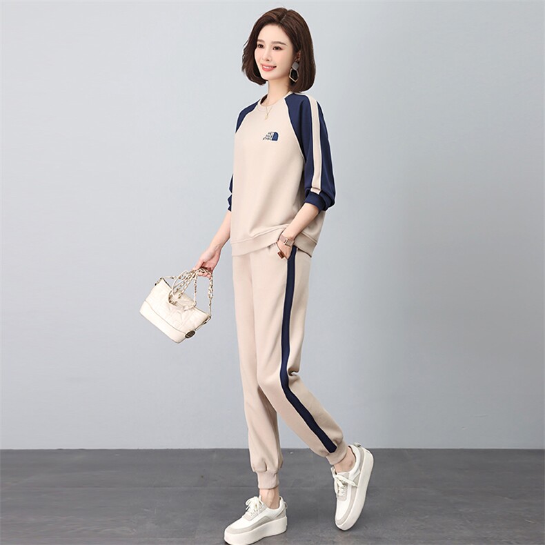 时尚撞色刺绣休闲套装 秋季新款显瘦百搭运动服图片