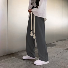 深灰色