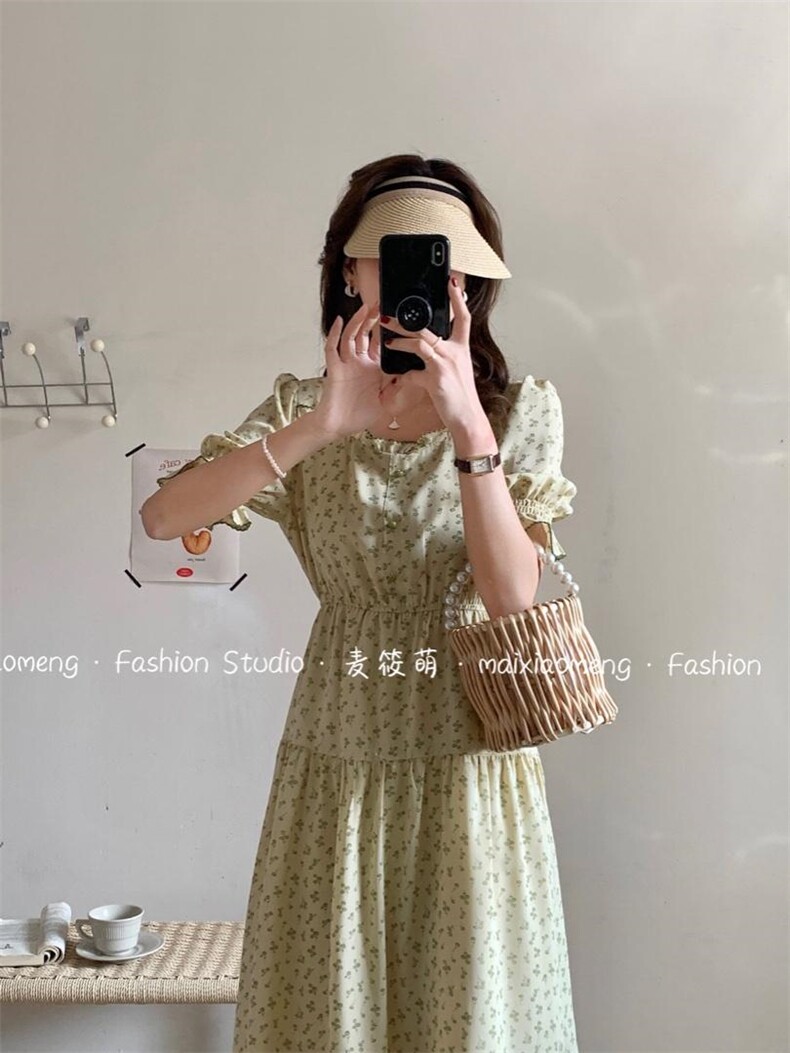 碎花收腰超显瘦连衣裙，女装连衣裙，麦筱萌