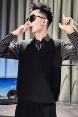 CM8803-P88控128假两件毛衣男潮流条纹衬衫领拼接V领针织衫，男装针织衫/毛衣，电商A368