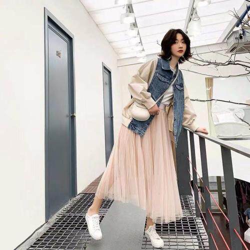 纱裙风格 纱裙半透的质感，给人朦胧的幻想。飘逸的纱裙，轻柔的，其它，蓝衣可