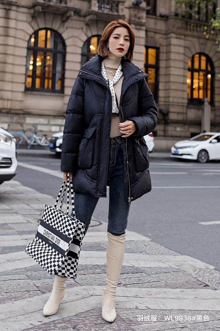 2021年冬季新款时尚修身显瘦中长款羽绒服现货供应，女装羽绒服，婉伦